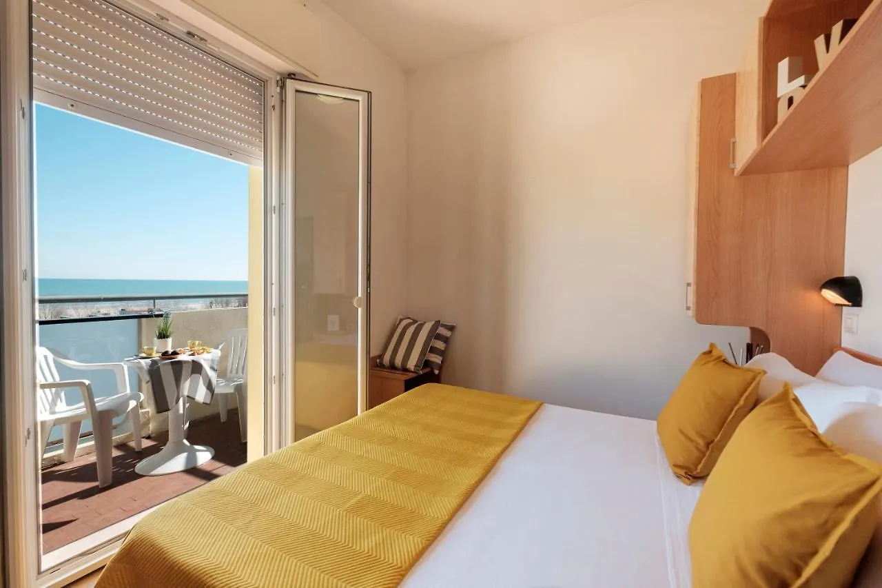 Hotel Oceanic Римини 3*,  Италия