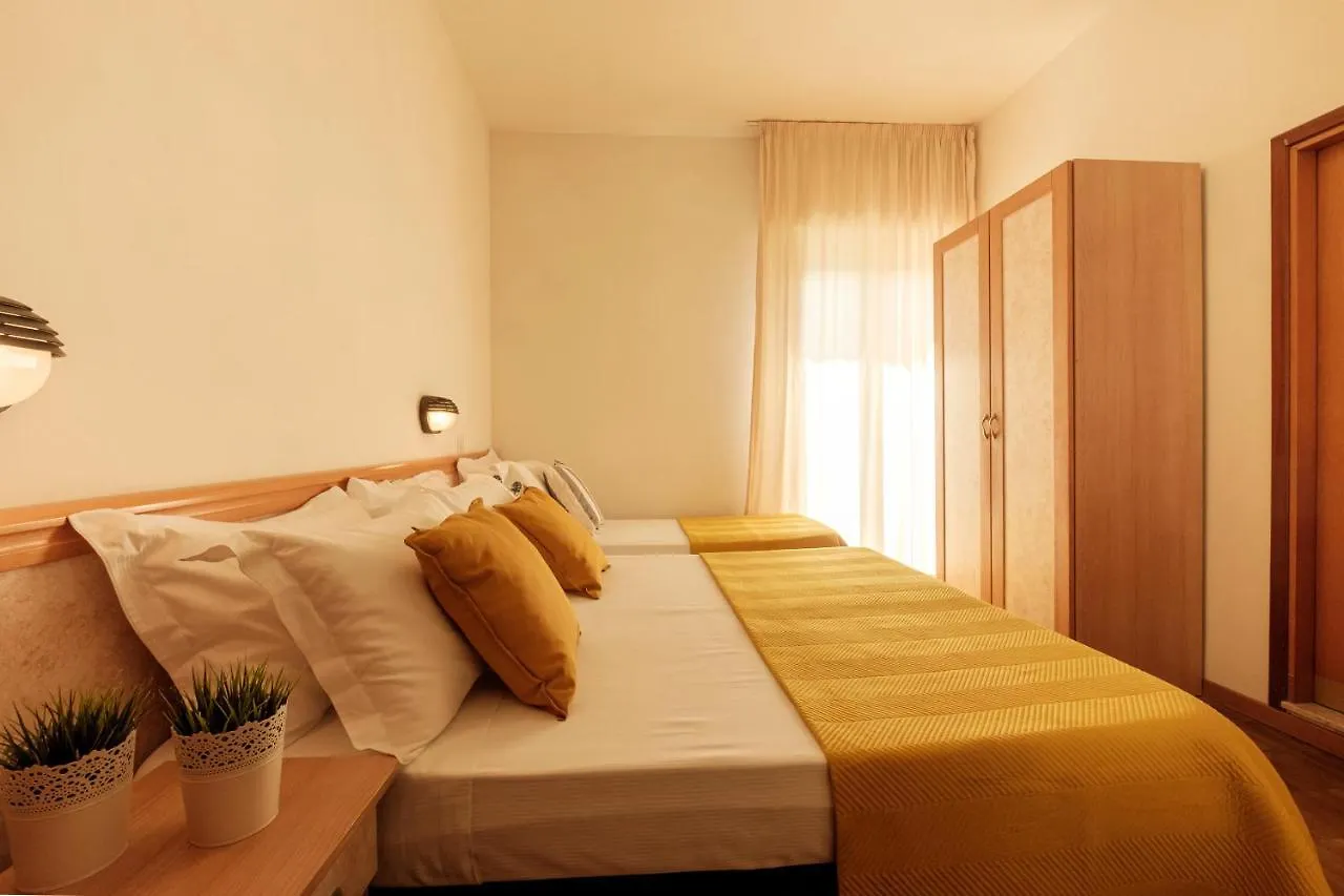 Hotel Oceanic Rimini 3*,